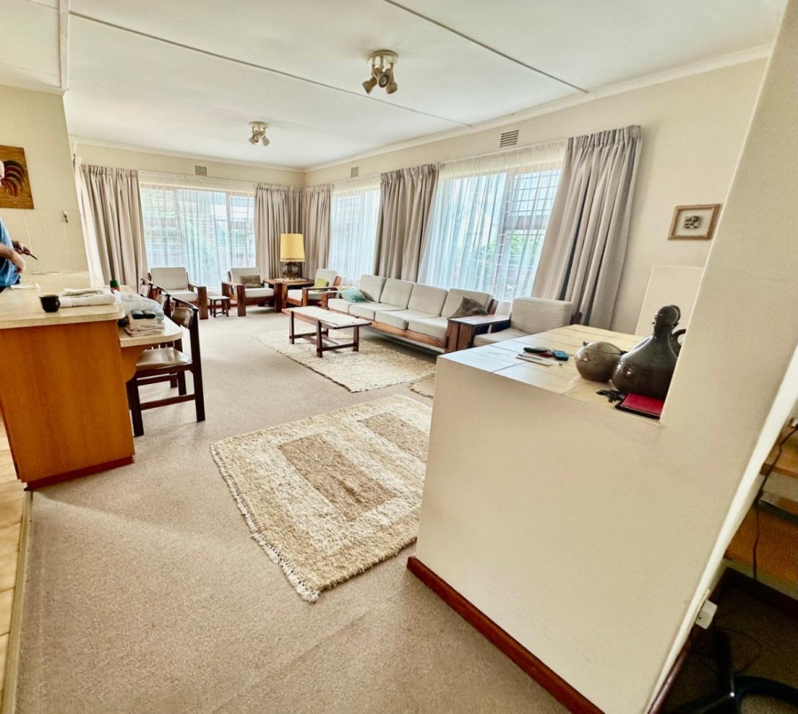 4 Bedroom Property for Sale in Bayview Western Cape